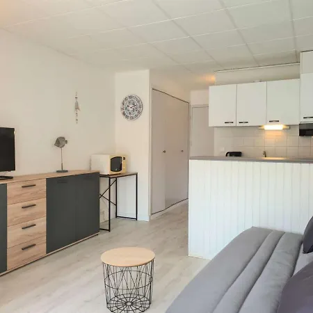 Appartamento Rénové à 50m De La Du Môle Avec Parking Privé - Fr-1-249-398 Agde