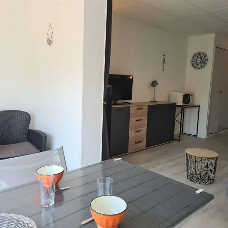 Appartamento Rénové à 50m De La Du Môle Avec Parking Privé - Fr-1-249-398 *