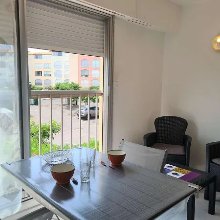 Rénové à 50m De La Du Môle Avec Parking Privé - Fr-1-249-398 Appartamento Agde